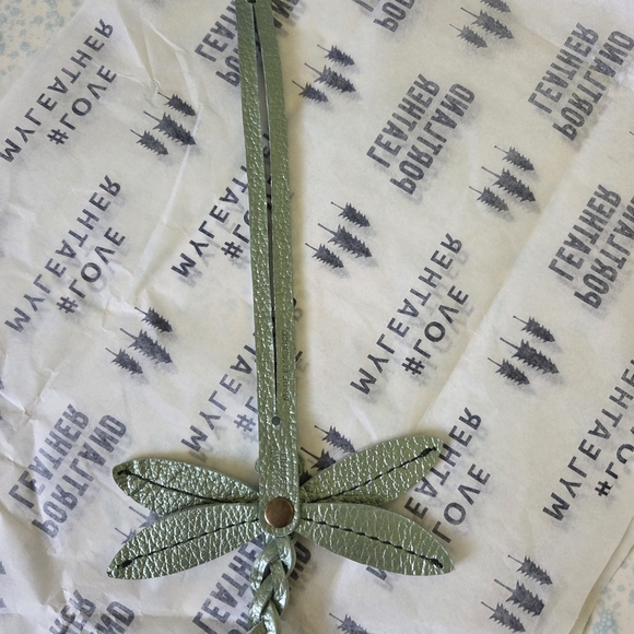 Portland Leather Goods Dragonfly Tassel - Picture 3 of 5